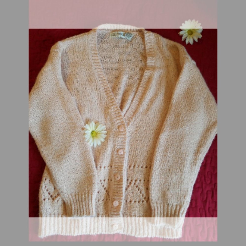 Cardigan Set - Picture 3 of 3